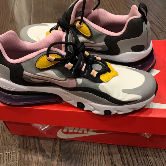 Nike Air Max 270 React Kid’s 7 Women’s Size 8.5 - Picture 9 of 9